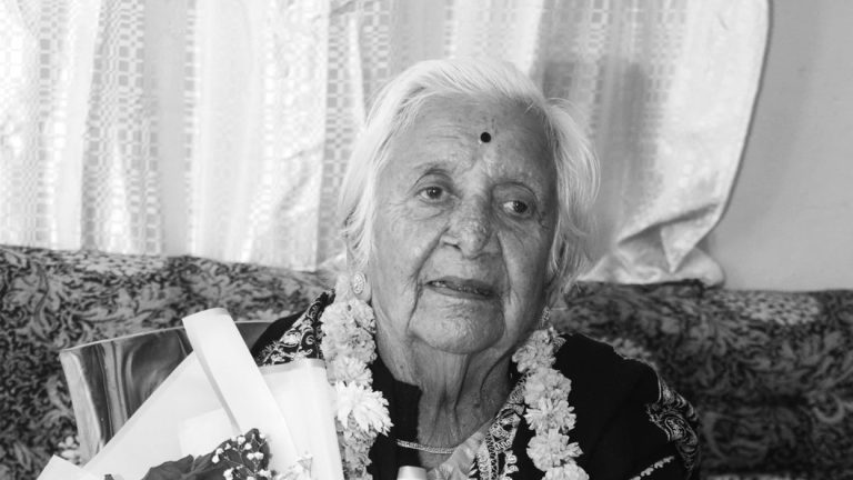 कोशीका मुख्यमन्त्रीलाई मातृ शोक