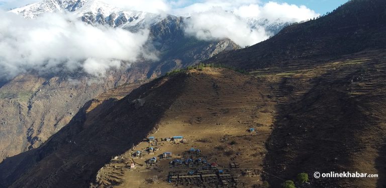 हिमाली अँगालोमा लुकेको स्वर्ग : मुगुम कार्मारोङ