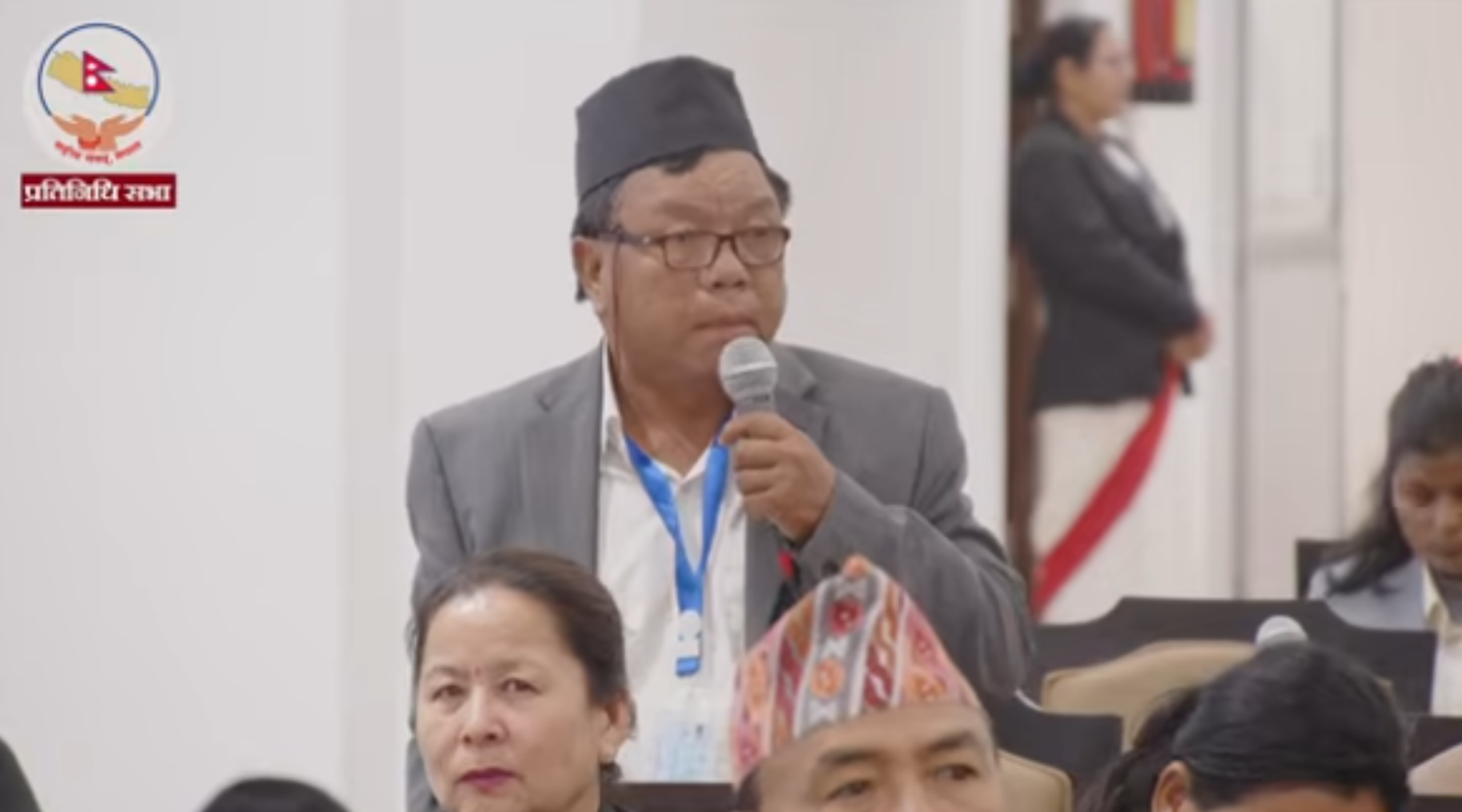 नातावाद, कृपावाद र चाकरीवादबाट बच्न सरकारलाई महावीर पुनको सुझाव