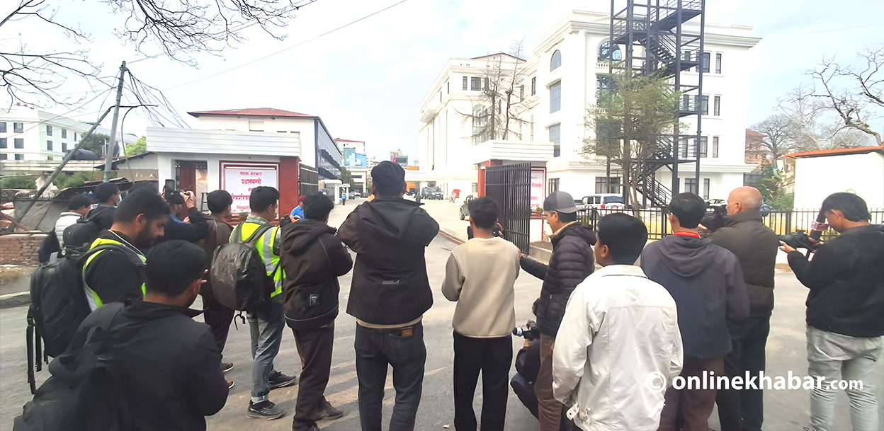 रवि भन्थे– सिंहदरबार खोलौं, बालेनले गरे थप कडाइ