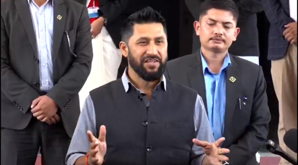 न्यायको पहिलो हक शहीद परिवारलाई : रवि लामिछाने