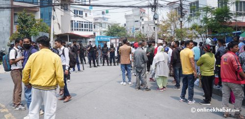 सुकुमवासी पुग्ने भएपछि रास्वपा कार्यालयमा सुरक्षा कडा (तस्वीरहरू)