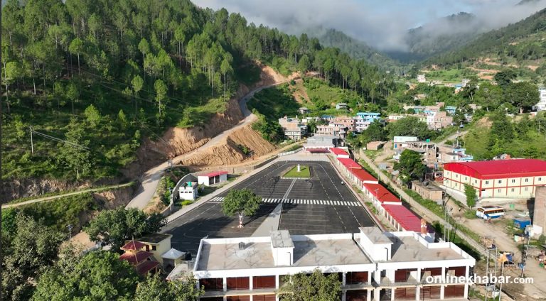 सल्यानको श्रीनगर बसपार्क: डोजरबाट सुरु, आधुनिक पूर्वाधारसम्मको यात्रा