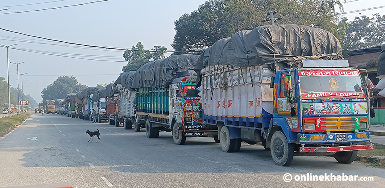 भन्सारमा एमआरपी अनिवार्य गरिएपछि जाँचपास ठप्प, नाकामा रोकिए १ हजार कन्टेनर