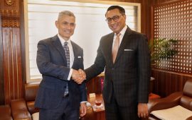 अर्थमन्त्री र अमेरिकी सहायक विदेशमन्त्री कपुरबीच भेट, के भयो कुराकानी ?