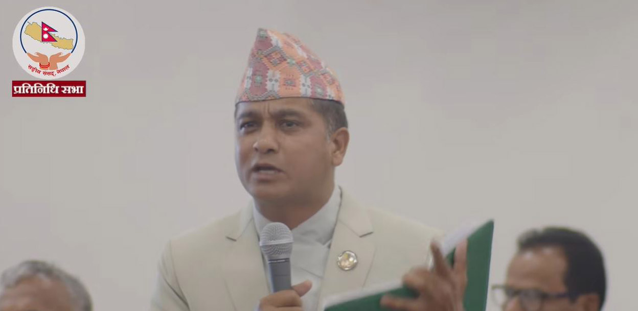 ओली र लेखकलाई बिना शर्त रिहा गरियोस् : ऐनबहादुर महर