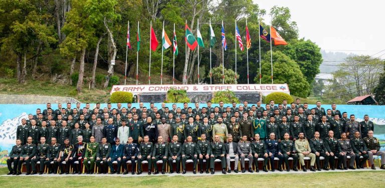 १० देशका ९२ सुरक्षाकर्मीलाई शिवपुरीमा कमाण्ड तथा स्टाफ तालिम