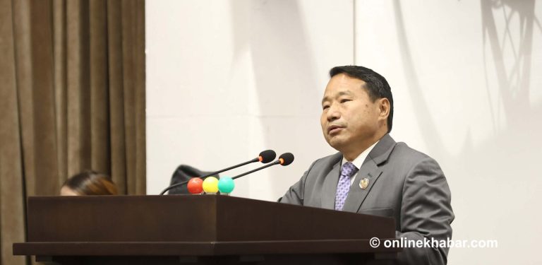 ०६४ को बहुमत सदुपयोग गर्न सकेनौं : वर्षमान पुन