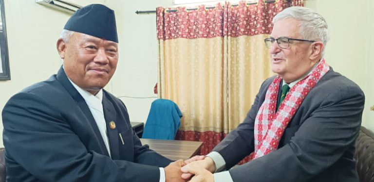 आङ्देम्बे र इजरायली राजदूतबीच भेटवार्ता