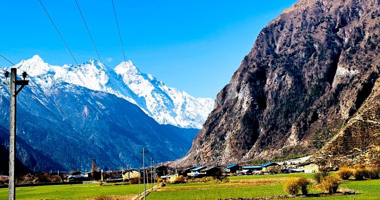 चुम भ्याली : जहाँ मह काढ्न समेत निषेध छ !