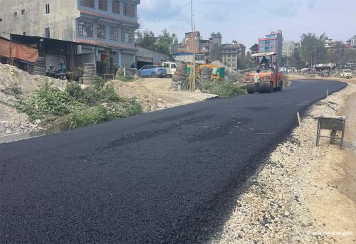 धुलिखेल–खावा सडकमा कालोपत्रेको काम सुरु