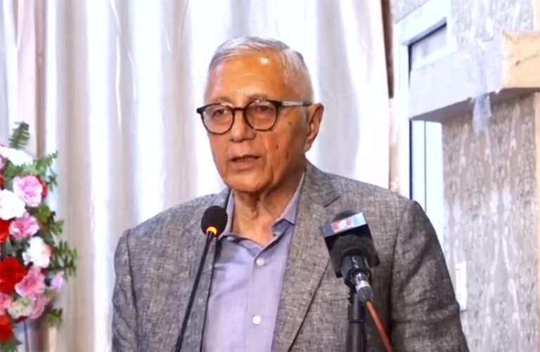 म पार्टीको कुनै समूहमा छैन : शेखर कोइराला