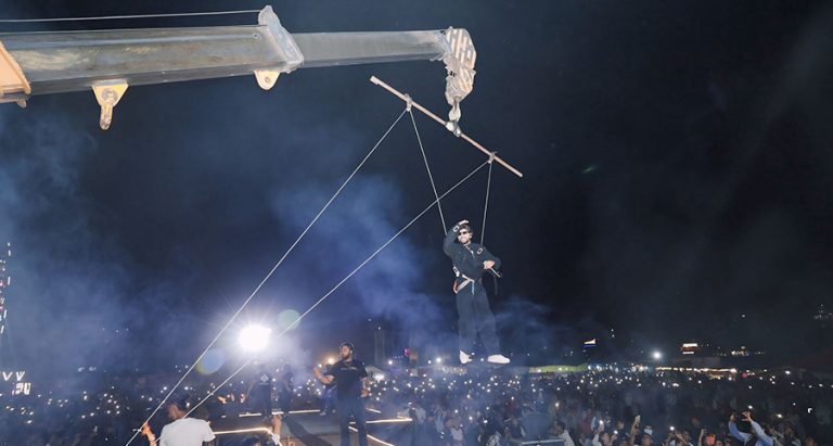 सल्लाघारीमा दुर्गेश : कलाभन्दा चर्चिकला !