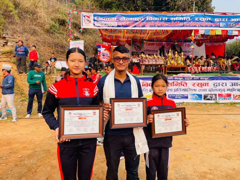 एकै परिवारका ३ खेलाडी सम्मानित