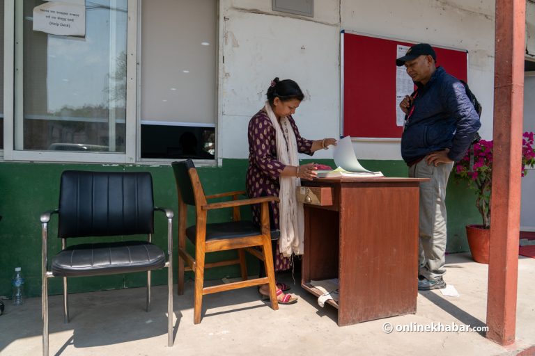 अनिवार्य श्रम गर्नेलाई निशुल्क स्वास्थ्य सेवा