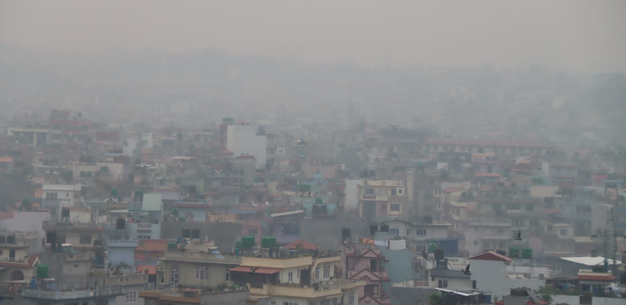 सुक्खाले बढायो डढेलो र प्रदूषण