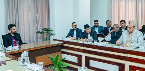 बागमतीका मुख्यमन्त्रीले प्रधानमन्त्रीलाई भने- संविधान संशोधन गरेर प्रदेशका मन्त्री घटाऔं