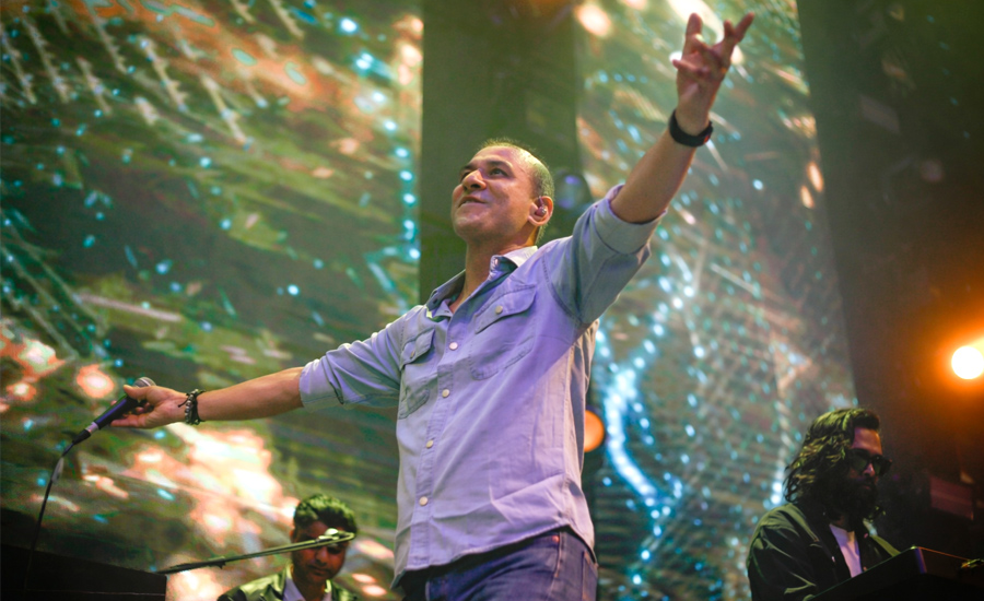 ठमेलमा गुञ्जियो ‘हङकङ पोखरा’, कन्दरासँगै झुमे दर्शक