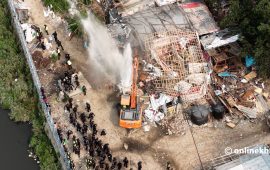 सुकुमवासी बस्तीमा खानेपानीको पाइप फुटेपछि…(तस्वीर/भिडियो)