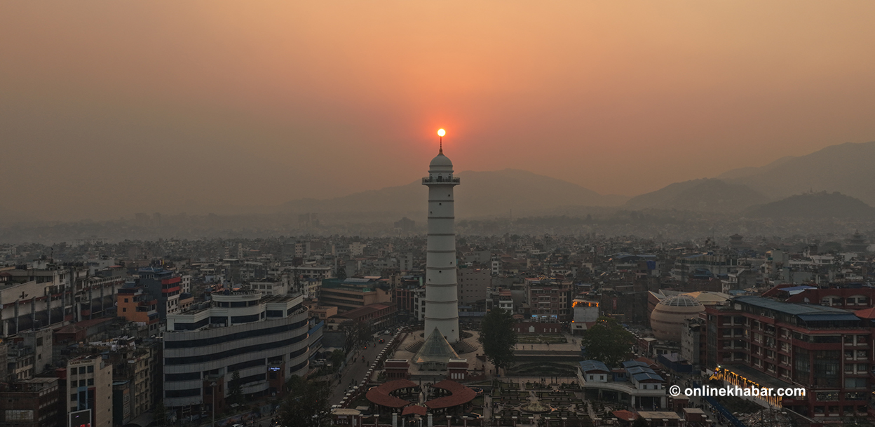 ‘भोलि नयाँ वर्ष लिएर उदाउनेछु’