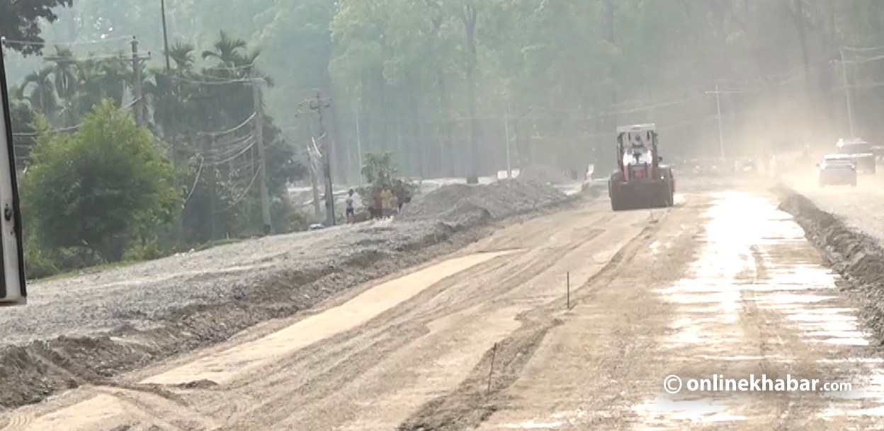 इन्धन अभावको असर : सुस्तायो काँकडभिट्टा–लौकही सडक निर्माण