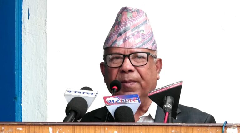 पराजित हुनासाथ आत्तिनेले जित हासिल गर्न सक्दैन : माधव नेपाल