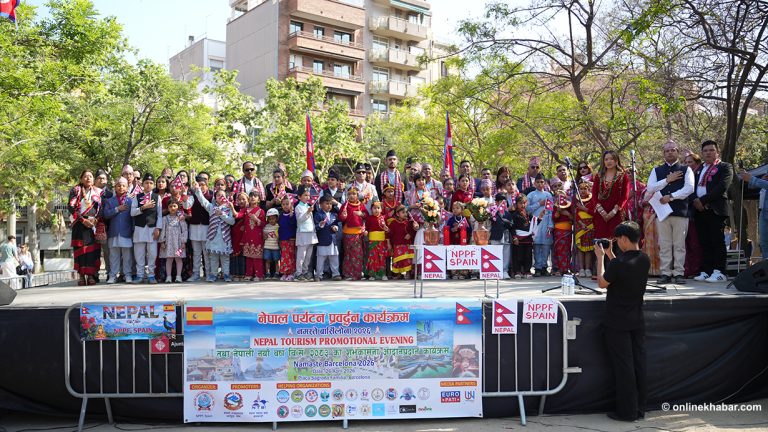तस्वीर र भिडियोमा बार्सिलोनाको ‘मिनी नेपाल’