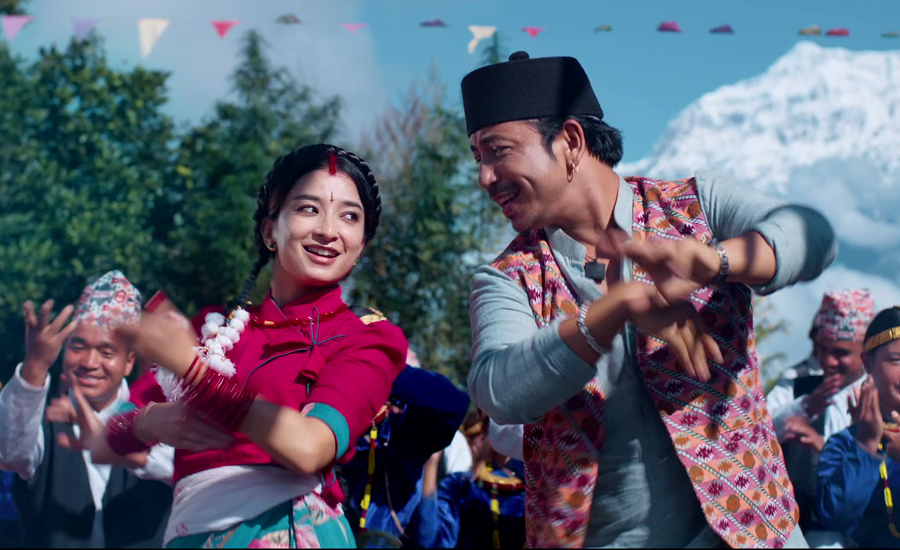 लोक स्वादमा ‘निम्तो सुपारी’, प्रकाश सपुत र सुहाना थापाको छमछमी