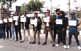 पेट्रोलियम पदार्थमा मूल्यवृद्धिको विरोधमा प्रदर्शन