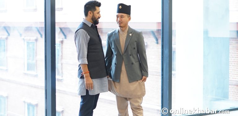 गृहमन्त्री गुरुङ सभापति लामिछाने भेट्न बूढानीलकण्ठमा