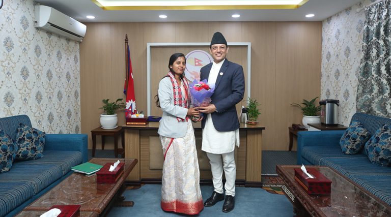 उपसभामुखले गरिन पदभार ग्रहण