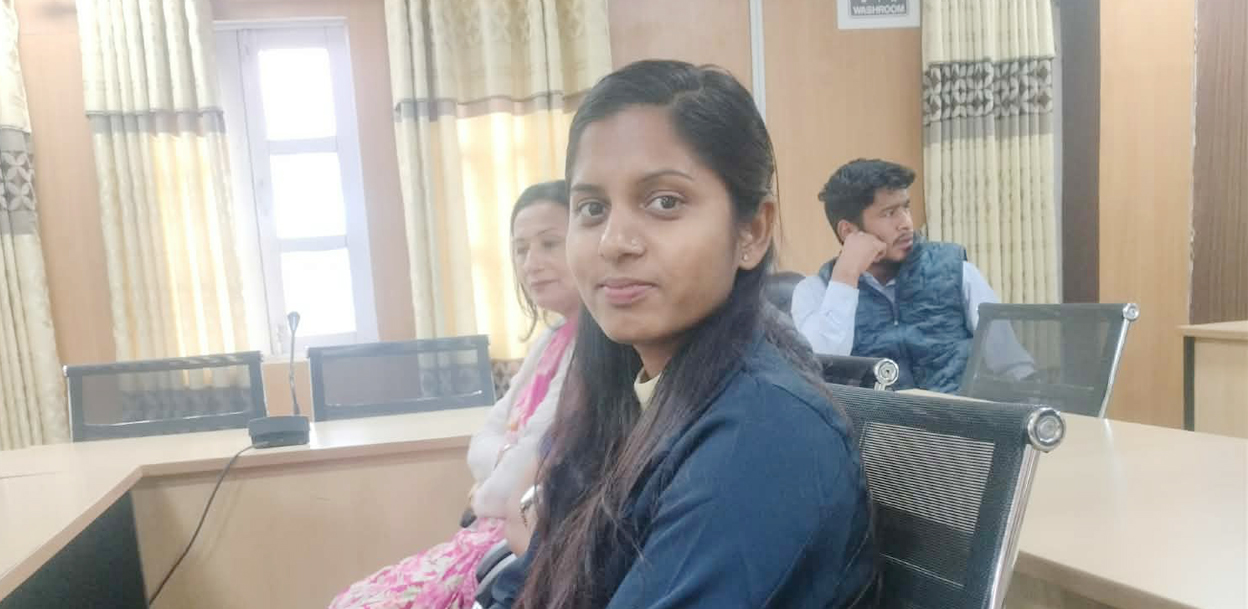 उपसभामुखमा श्रम संस्कृतिबाट २५ वर्षीया रुबी कुमारीको उम्मेदवारी दर्ता