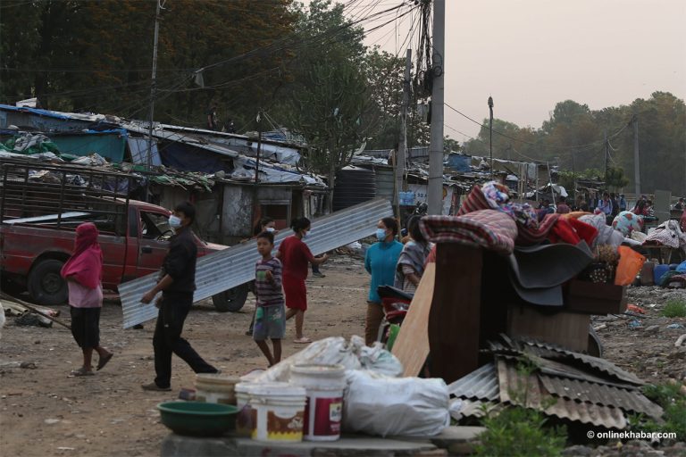 सुकुमवासी मोर्चाका महासचिवसहित ३ जना पक्राउ
