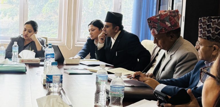 सहकारी पीडितको बचत फिर्ताबारे महान्यायाधिवक्ता र सीआईबी प्रमुखसँग मन्त्री रावलको छलफल