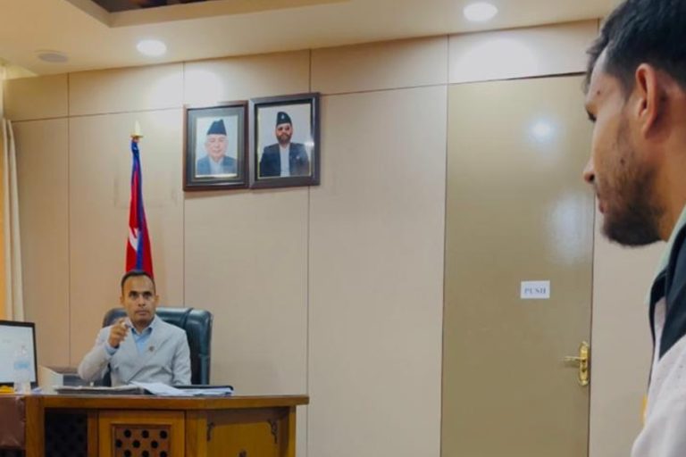 मुगुमा द्रुत दूरसञ्चार सेवा विस्तारका लागि सञ्चारमन्त्रीको ध्यानाकर्षण