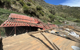 हावाहुरीले विद्यालयको छानो उडायो, पठनपाठन प्रभावित   