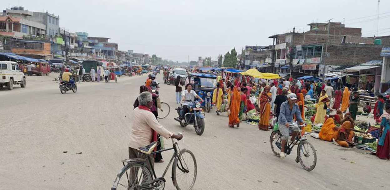 हाटबजार व्यवस्थित बनाउने नगरपालिकाको तयारीपछि लहानका व्यवसायी आन्दोलित