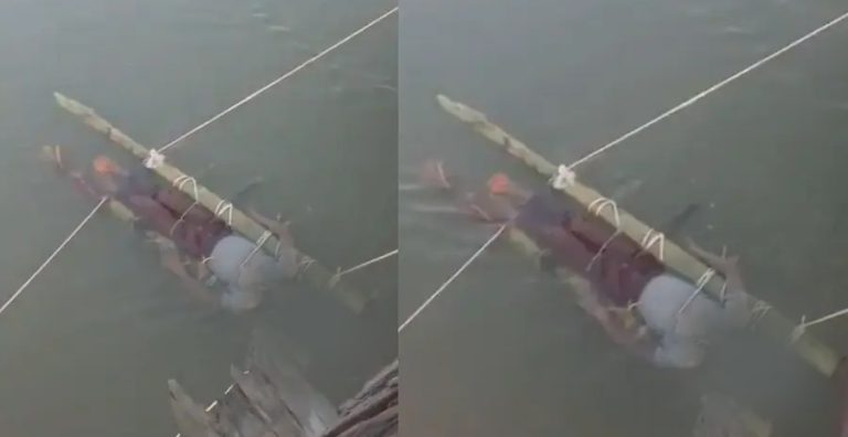 जब सर्पले डसेका बालकलाई १२ घण्टा नदीमा डुबाइयो…