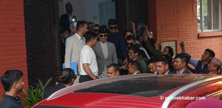 गृहमन्त्रालयबाट बाहिरिए सुधन गुरुङ (तस्वीरहरू)