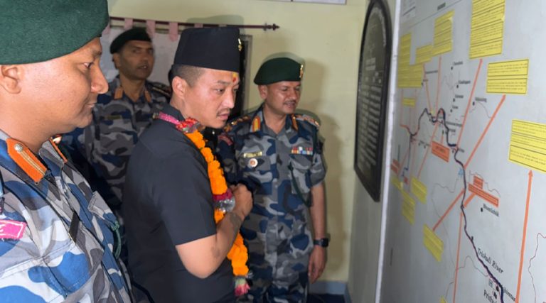 गृहमन्त्रीद्वारा कुरिनटारस्थित सशस्त्रको विपद् व्यवस्थापन शिक्षालयको निरीक्षण