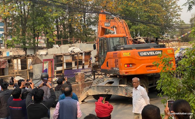 Live Updates: थापाथली सुकुमवासी बस्तीमा के भइरहेछ ?  