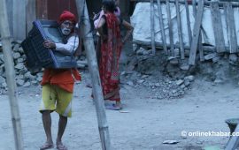 धमाधम बस्ती खाली गराउँदैछन् सुकुमवासी (तस्वीरहरू)