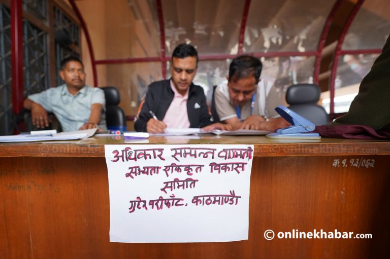 हालसम्म थापाथलीका ६८ सुकुमवासी परिवार सरकारको सम्पर्कमा