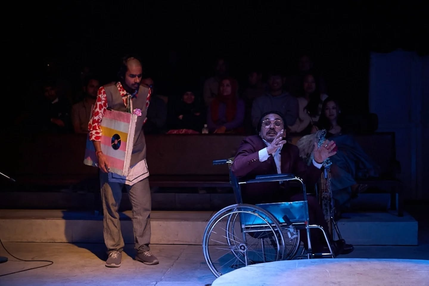 सहरमा मञ्चन भइरहेका नाटक