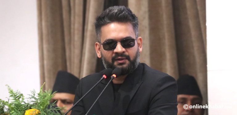 सरकारको ध्यान आत्मविश्वास बढाउने भन्दा पनि पैसा बढाउनेमा छ : प्रधानमन्त्री