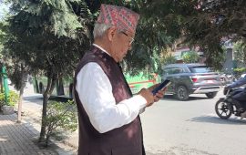 प्रचण्डको डेरा नभेटेर अलमलिए बामदेव