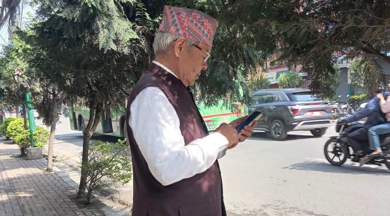 प्रचण्डको डेरा नभेटेर अलमलिए बामदेव