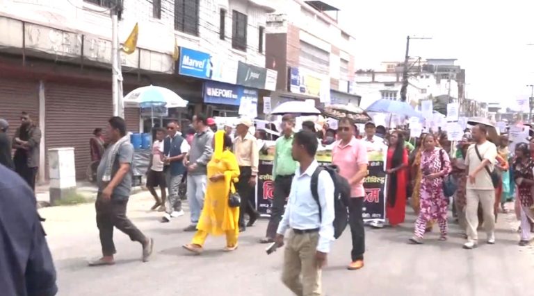 मोरङमा भूमिहीन सुकुमवासीको प्रदर्शन