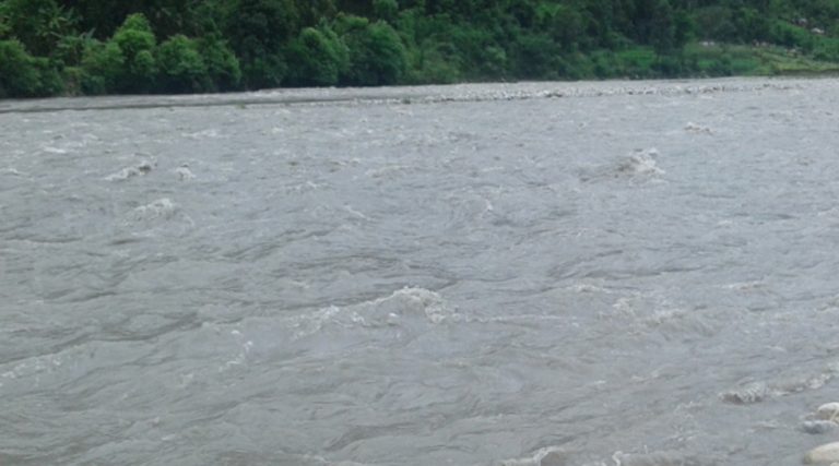 दार्चुलाको चौलानी नदीमा डुबेर एक बालकको मृत्यु