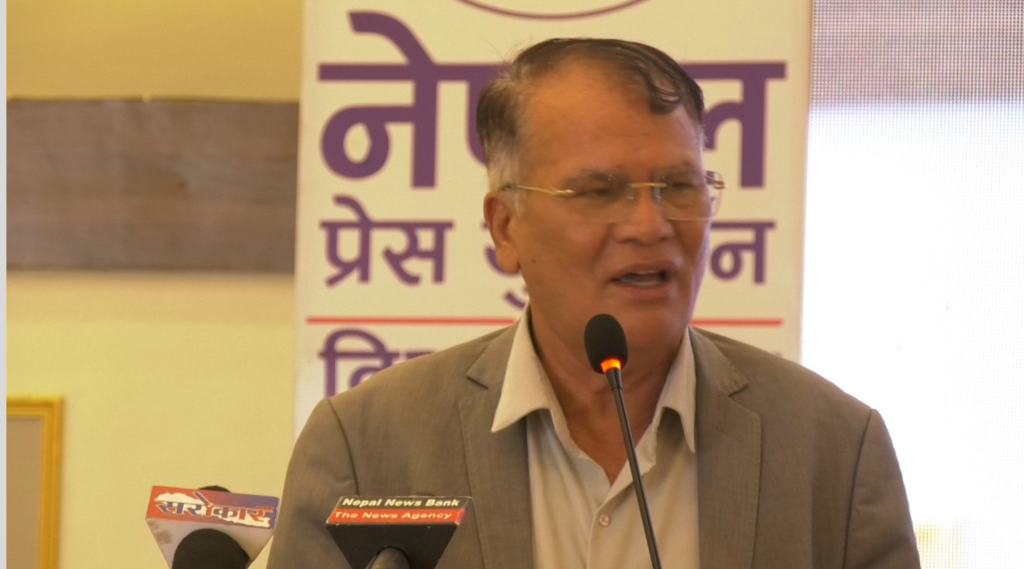 सरकार कर्तव्यबाट विचलित भई व्यवस्था माथिको प्रहारमा उत्रिएको छ : देवराज चालिसे
